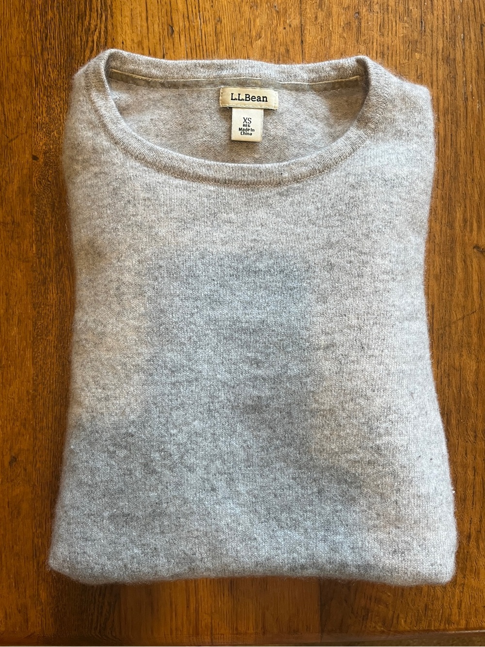 L.L. Bean 100% Cashmere Women's Light Gray  Crewneck Sweater